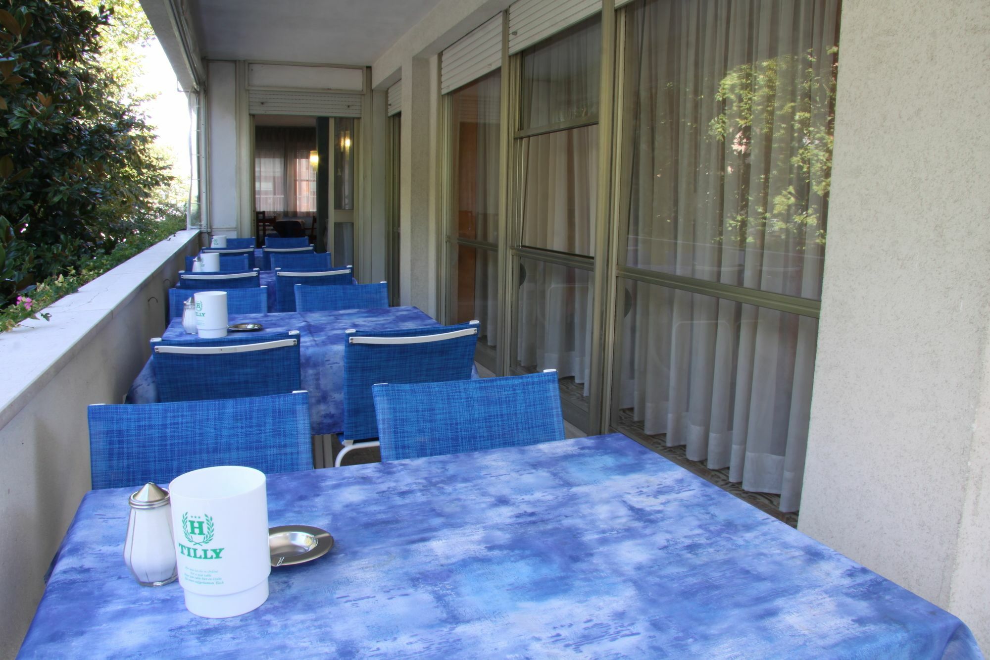 Hotel Tilly تْشيزيناتيكو المظهر الخارجي الصورة